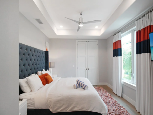Gulf Views Siesta Key Vacation Condo Four Bedrooms - Ideal Beach Getaway